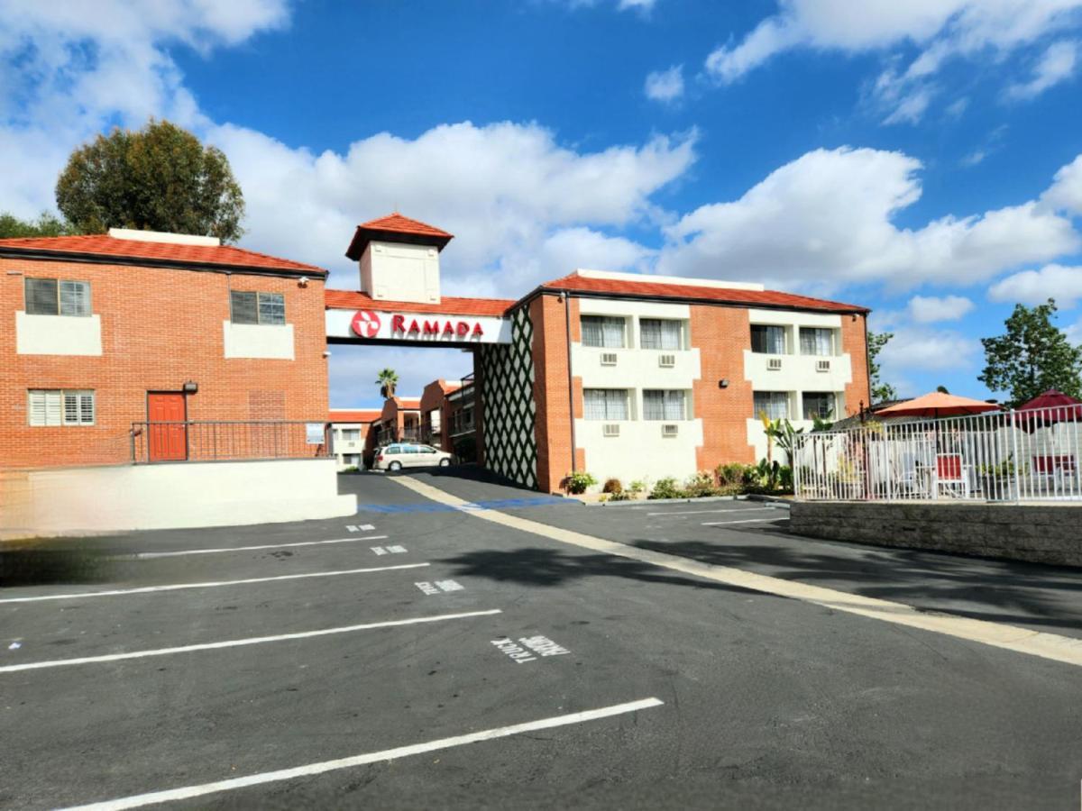 Ramada By Wyndham San Diego Poway Miramar Exterior foto